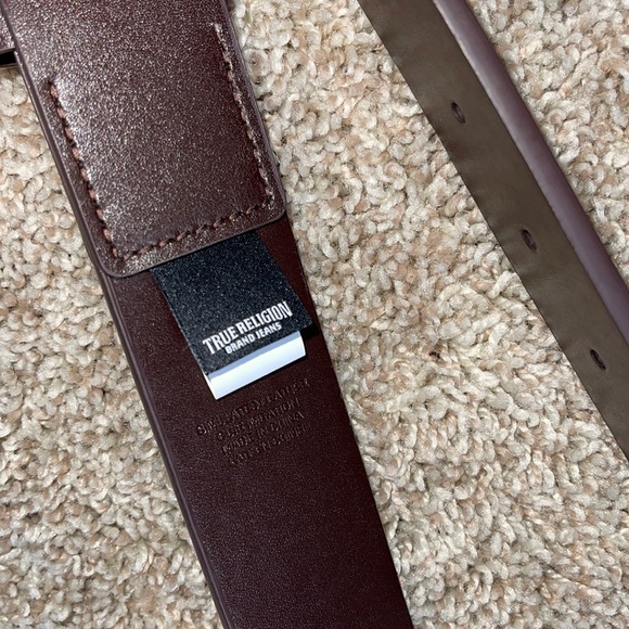 True Religion | Horseshoe Buckle Belt - Picture 5 of 8